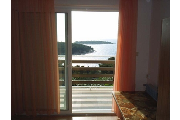 Hrvatska Privát Primošten, Eksterijer